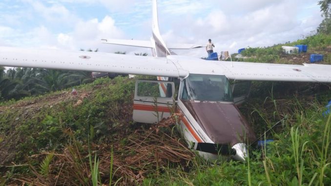 Fuerzas Armadas investigan cargamento de avioneta accidentada en Esmeraldas