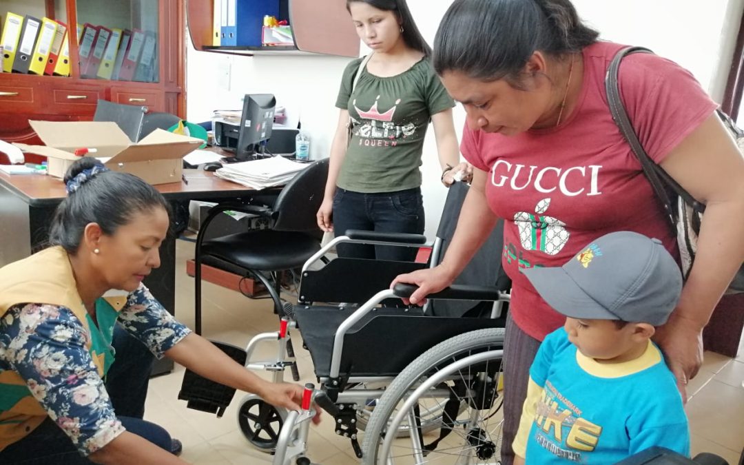 MSP entrega ayudas técnicas a personas con discapacidad en Palanda y Chinchipe